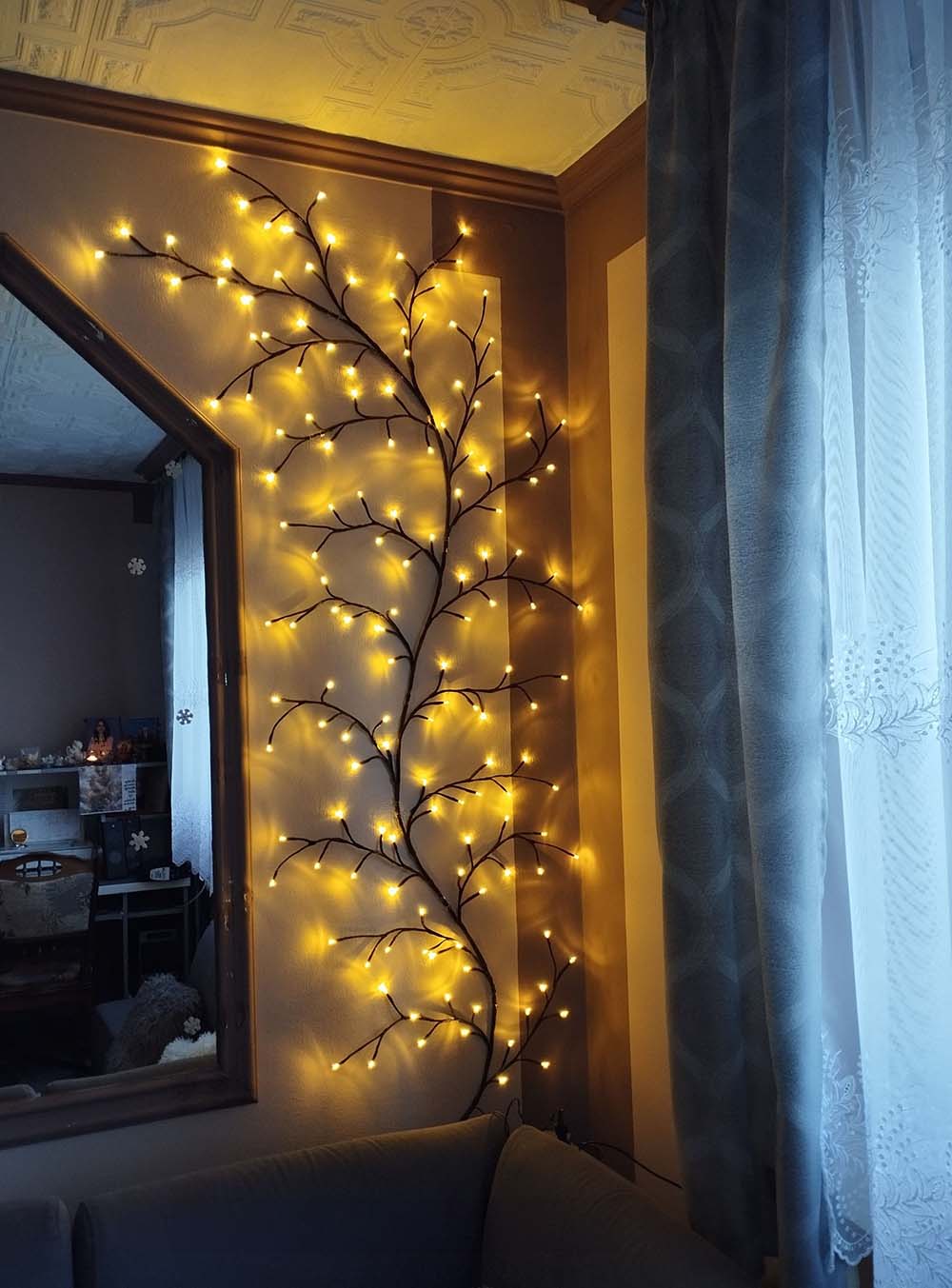 Elvarázsolt Falfüzér Lámpa